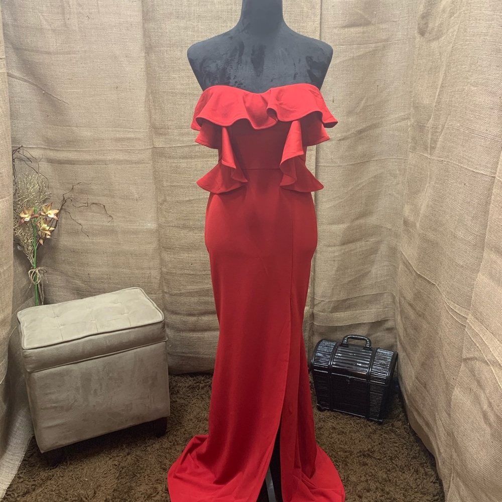Windsor Red Dress - Picture 2 of 8